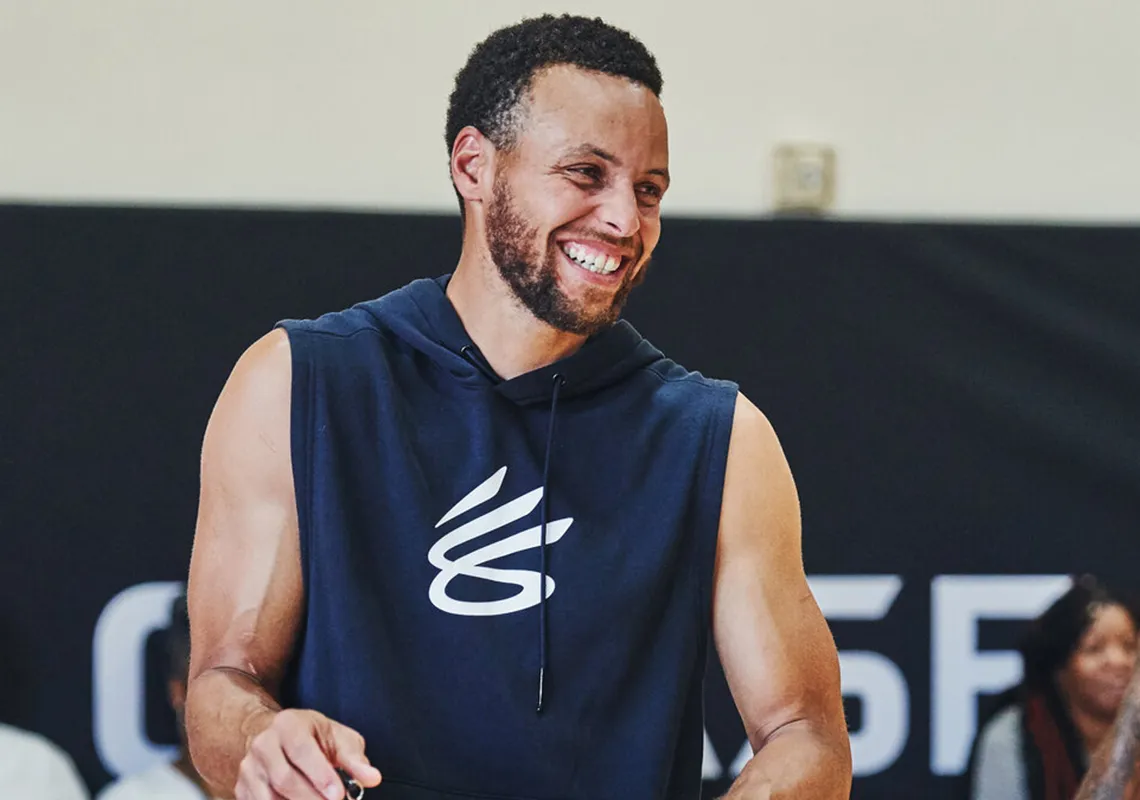 The Rise Of A Billion-Dollar Brand: How Steph Curry Made Under Armour Rich  : Financial Reports (2026 Update)